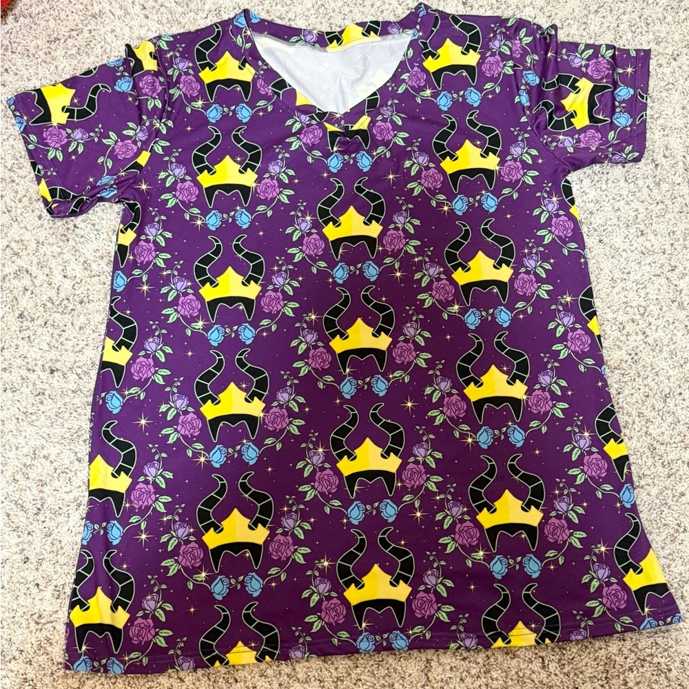 Disney Villains women’s  top XL Maleficent